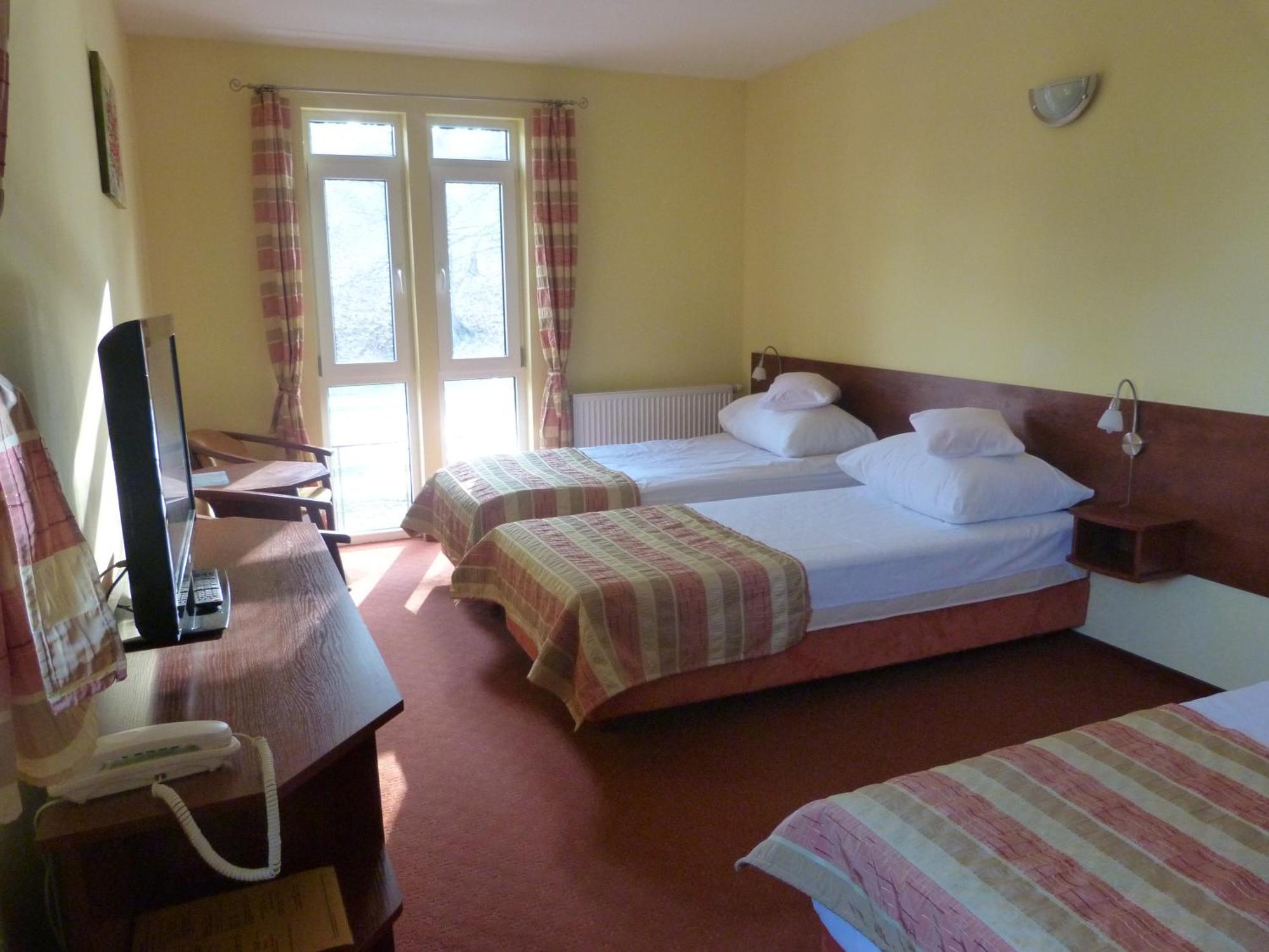 Hotel Kopernik Frombork Exterior photo